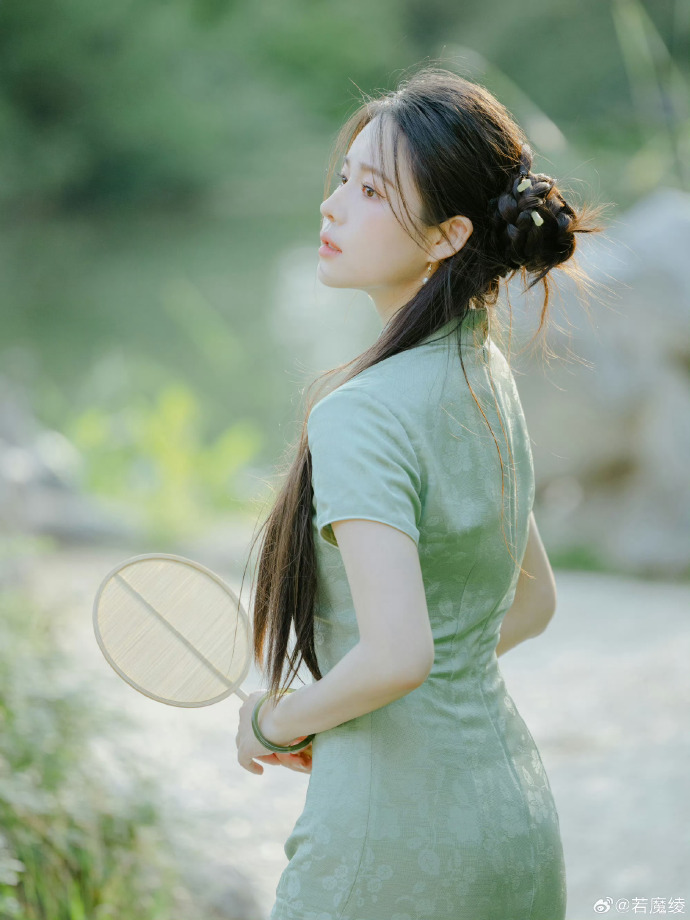 穿普拉达的女王